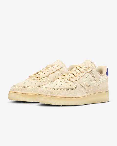 Nike Air Force 1 LX FN7202-224 фото